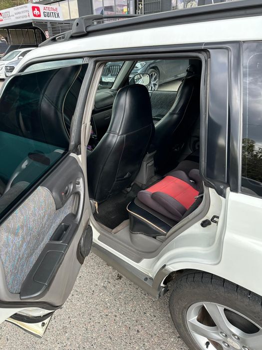 Субару Форестер 99г