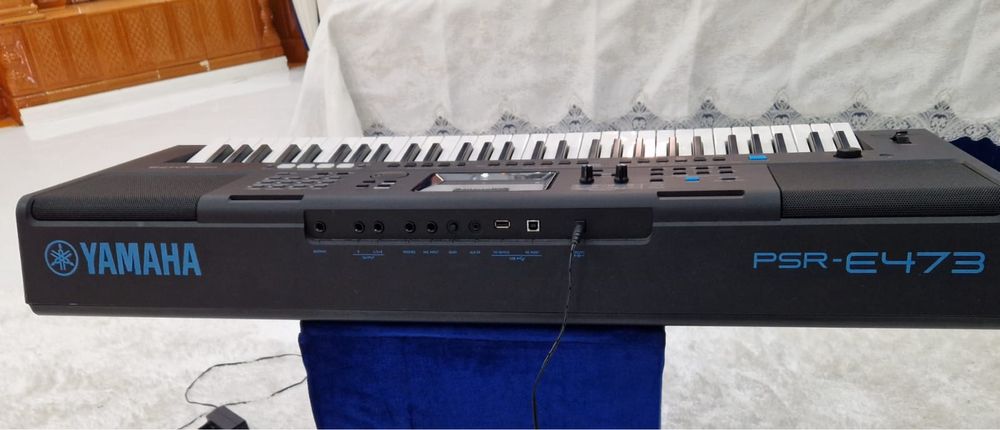 Orga yamaha psr e473