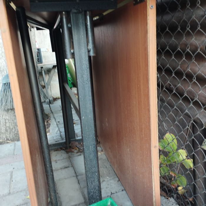 Стол-книжку продам