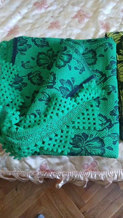 Китеници одеала килими