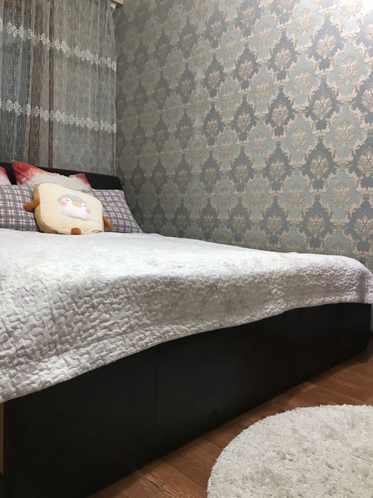 Спальный кровать