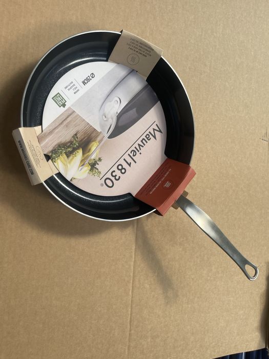 Tigaie profesionala antiaderentă ECLIPSE 28 cm, Mauviel 1830