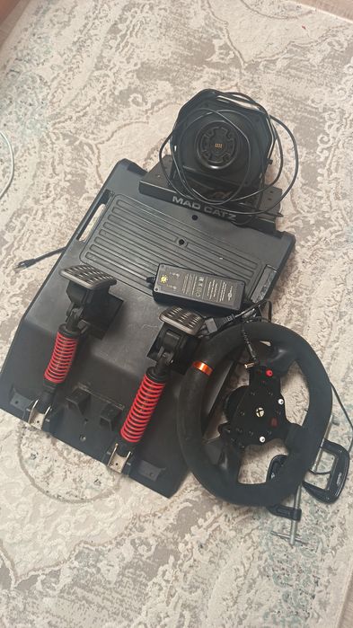 руль madcatz      .