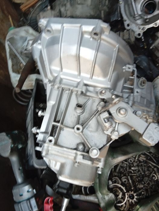 Приора тросик коробка