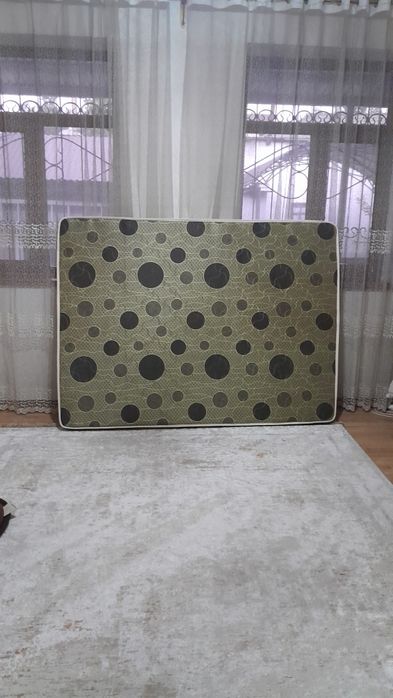 Продаётся двух спальная кровать