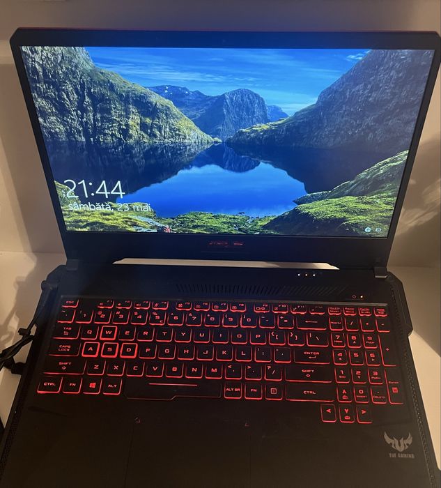 Vând ASUS TUF Gaming FX505G