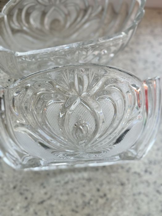 Продам хрустальную посуду  (ладия)