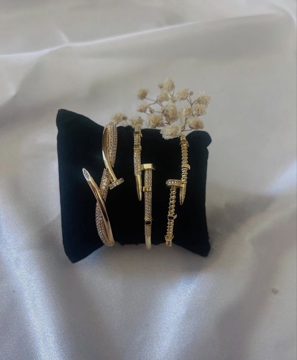 Гривна Van Cleef