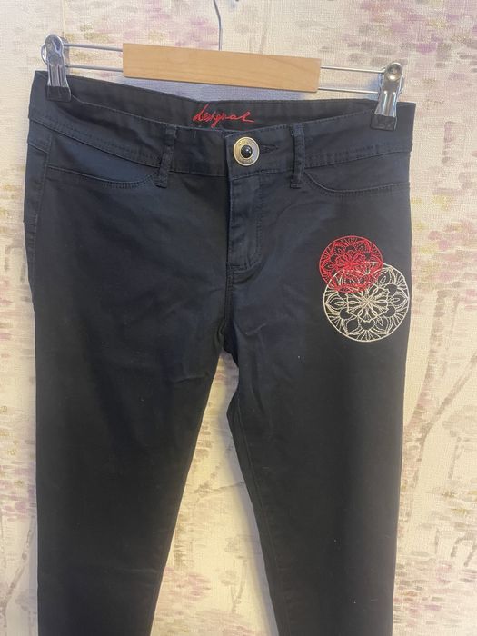 Pantaloni dama Desigual 26