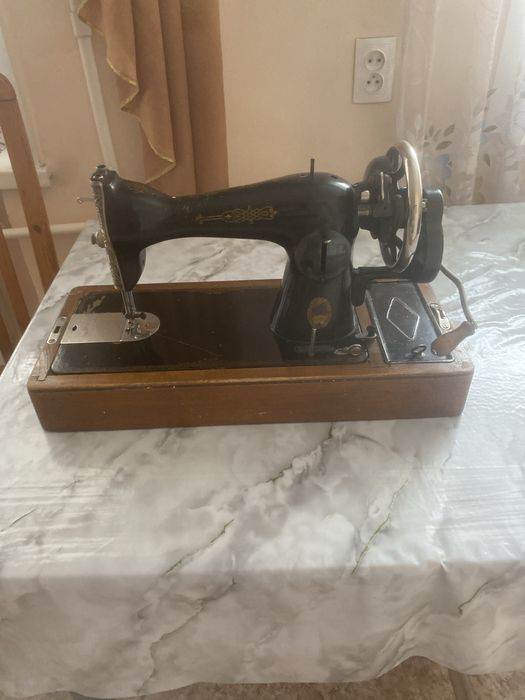 Швейная машинка настольная
