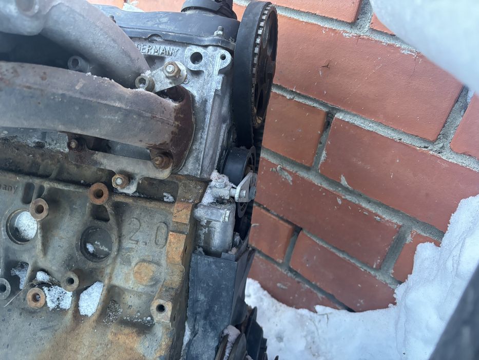 Мотор на ауди 1.8