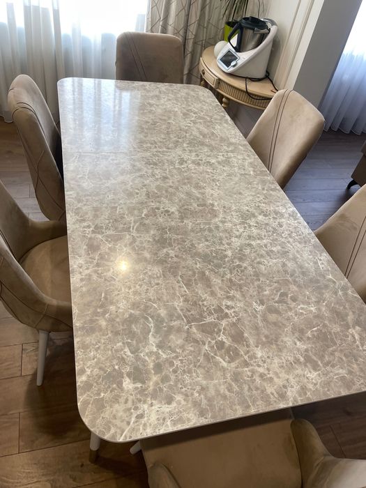 Астана,стол со с стульями