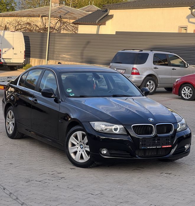 BMW 318d E90 LCI/ 2011/ AUTOMATA/ NAVIGATIE/ FACELIFT/ Xenon/ Angeleyes/ Euro 5