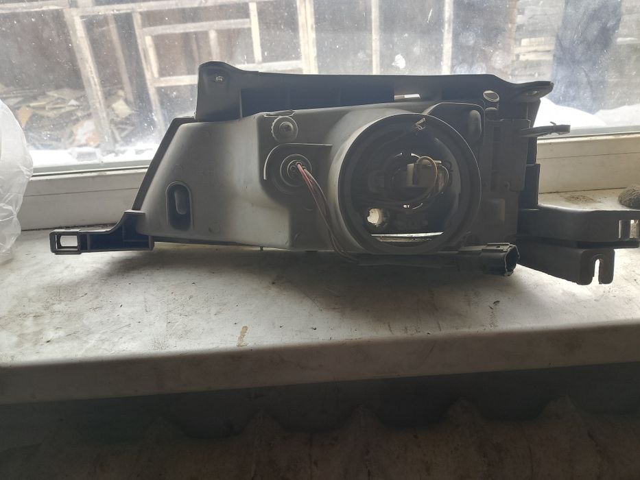 Фара правая DAEWOO NEXIA