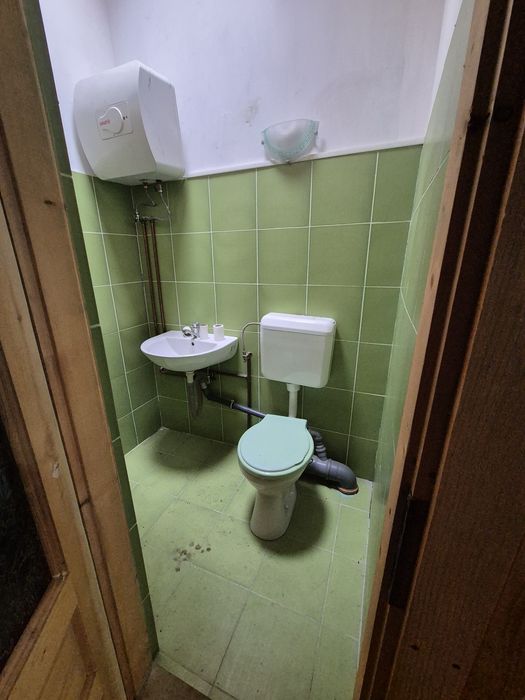 De închiriat  spațiu comercial
