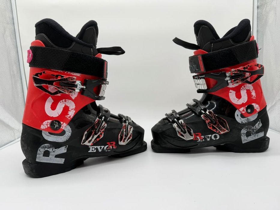 Clapari ski schi Rossignol Evo R marime EUR:37.5 Mondo:24.5 Flex:70 last:104