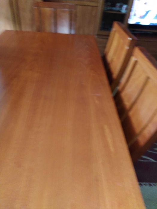 Разтегателна маса с 6 стола