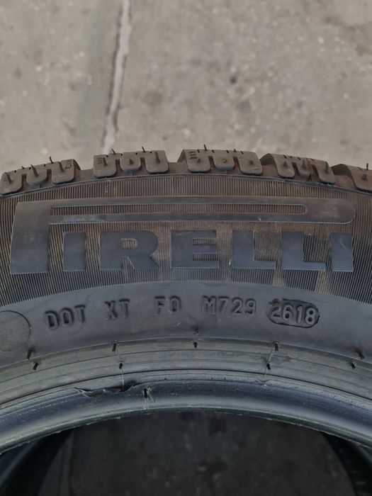 Зимни гуми 2 броя PIRELLI SottoZero 205 60 R16 дот 2518
