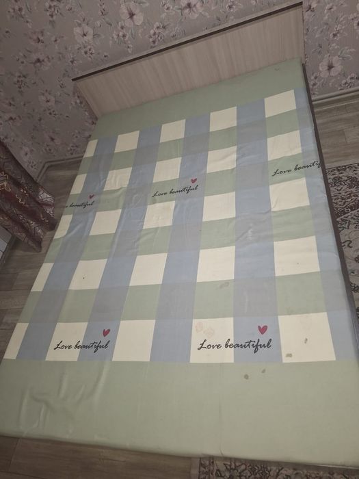Продам кровать 140х200
