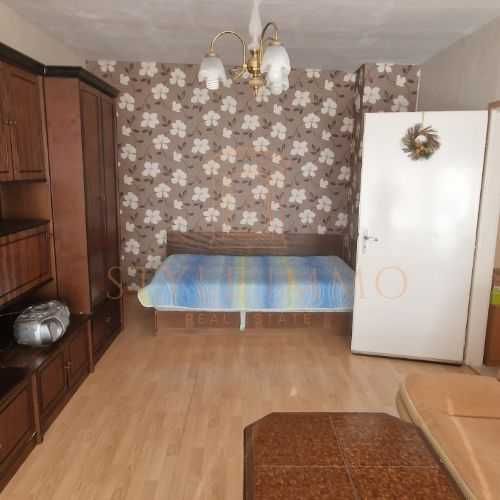 Продава се Тристаен апартамент в Разград, Център - 62 кв.м за 1226 €/кв.м - Снимка #2