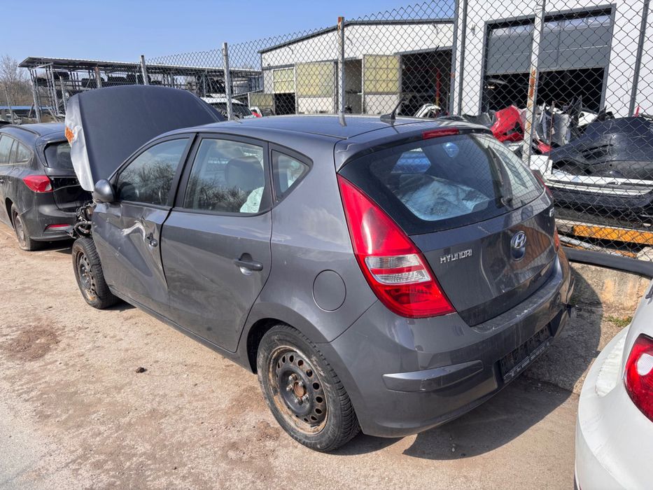 HYUNDAI i30 за части