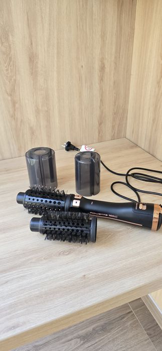 Peria rotativă cu aer cald Rowenta Ultimate Experience CF9620F0, 3 trepte temperatura, Funcția avansată Style Assist, Negru/ Auriu