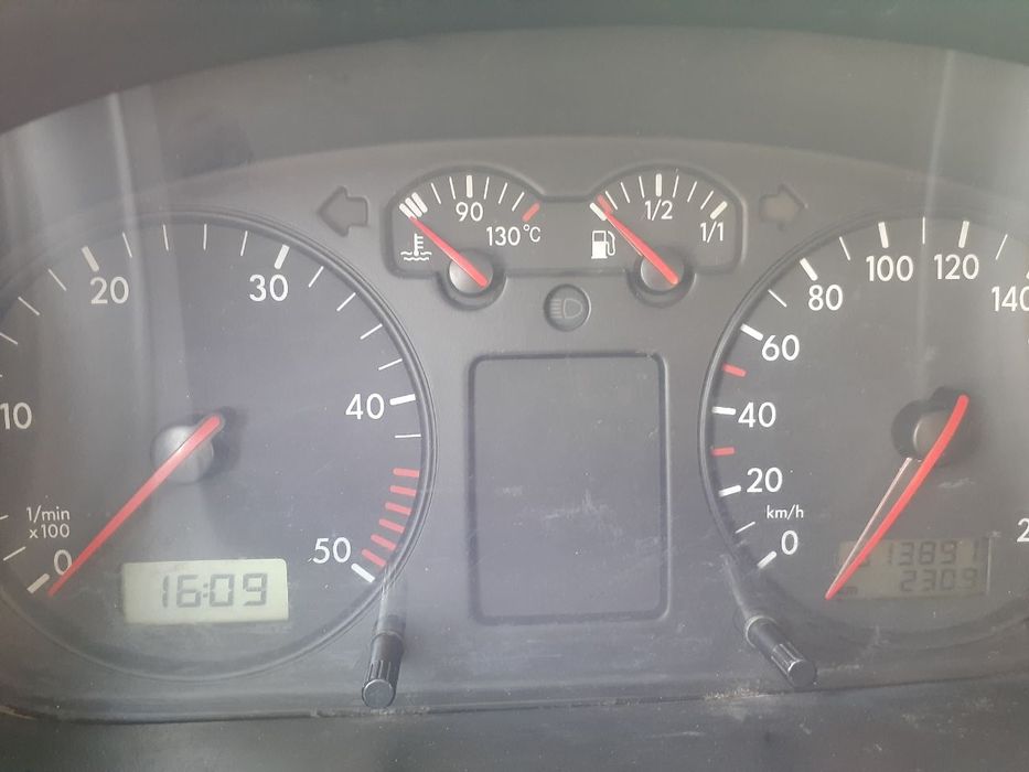 Wolksvagen transpartyor T4