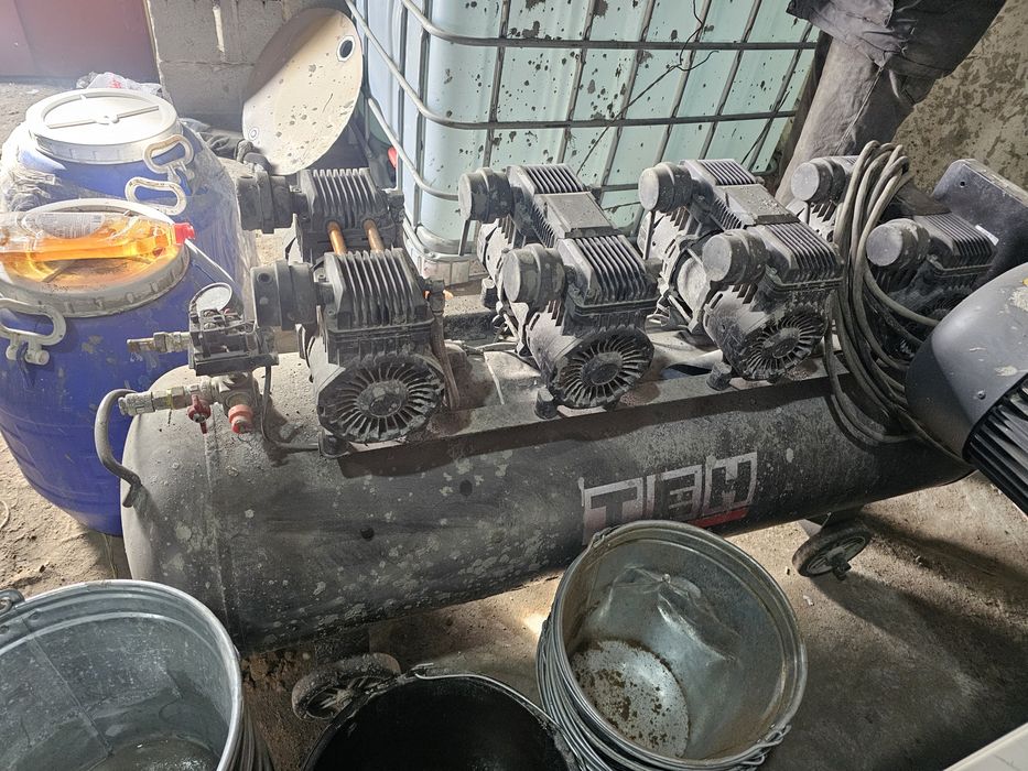 Компрессор  тэн ресивер 200 литров