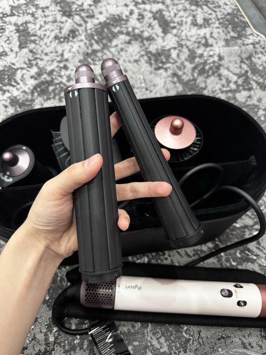 Продаю новый dyson оригинал