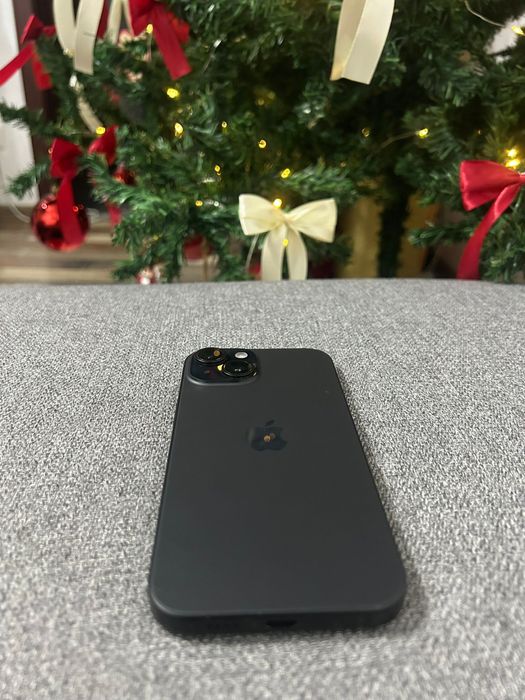 Iphone 15, 128 gb, black, neverloked, stare foarte buna in cutie