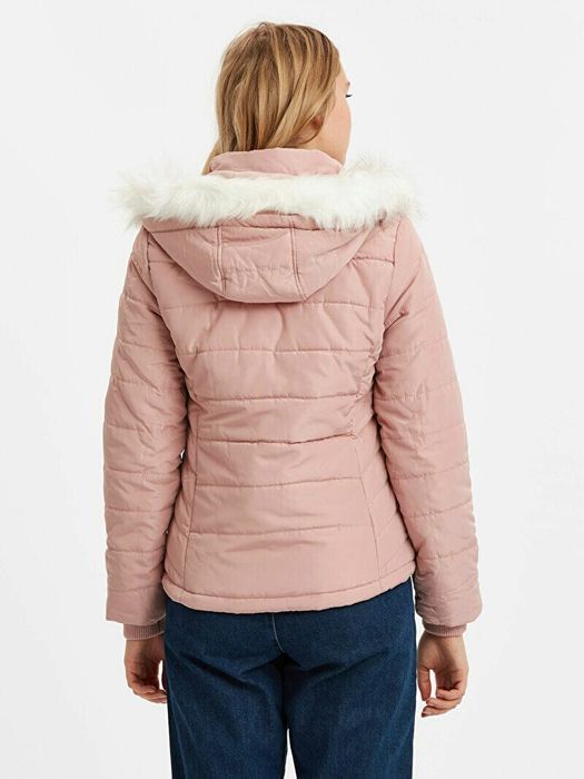 Продам куртку 52 размера