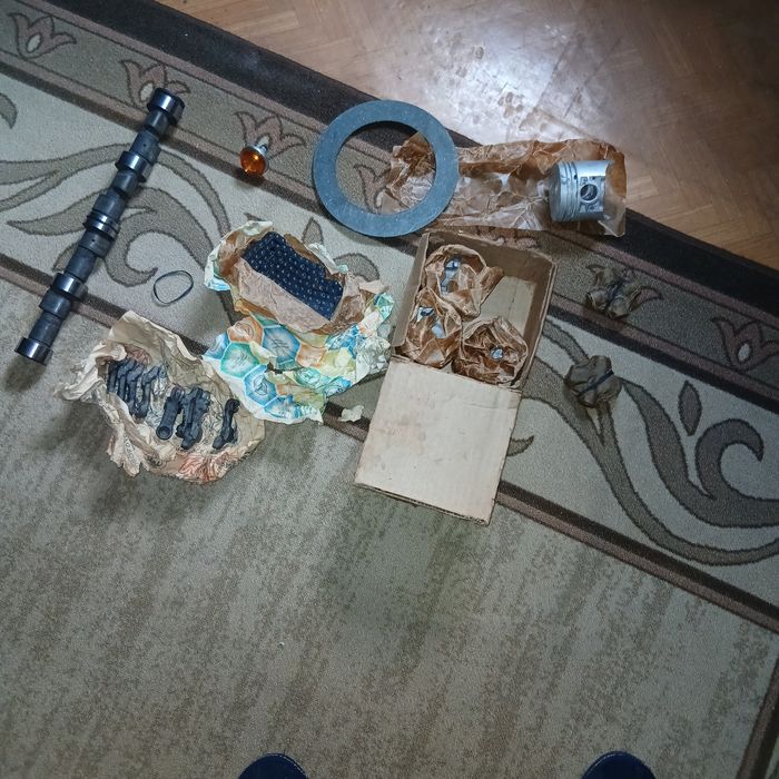 Продавам оригинални части