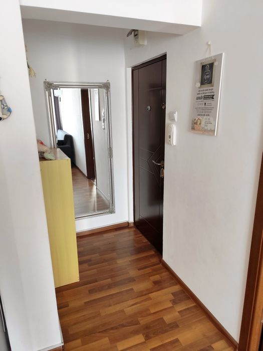 Vând apartament!
