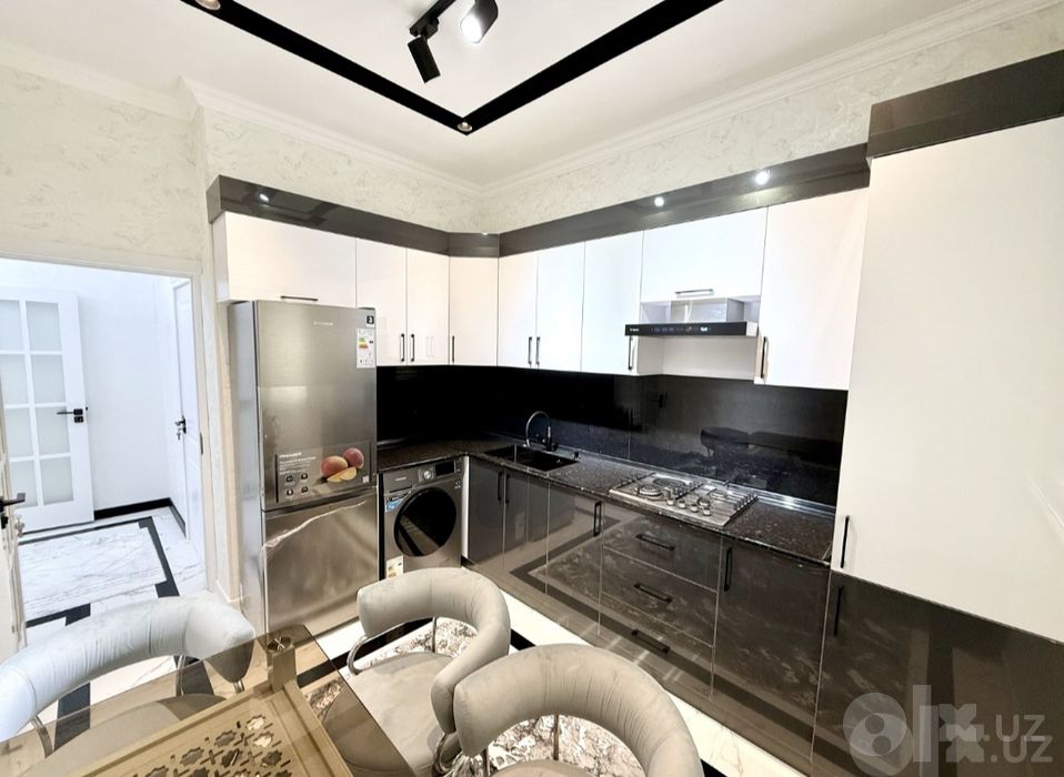 Сдаётся 3-х комнатная квартира/3-bedroom apartment for rent.
