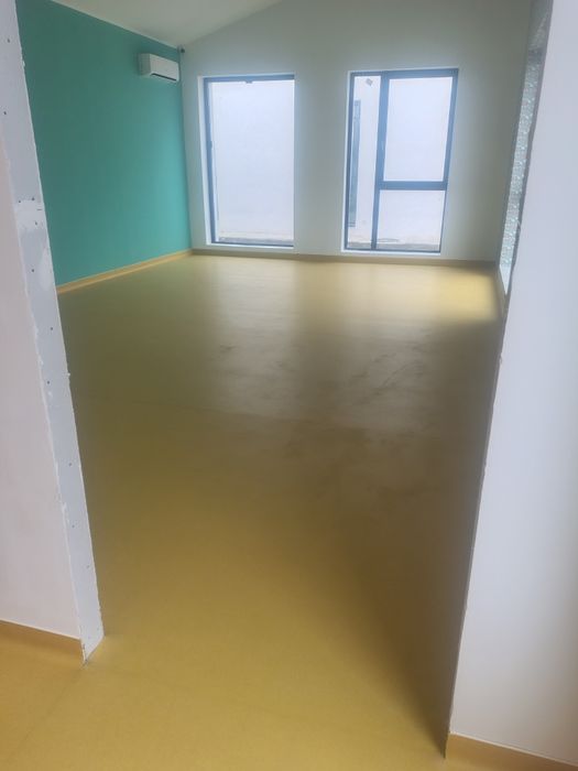 Executam lucrări profesionale de montaj pardoseli .