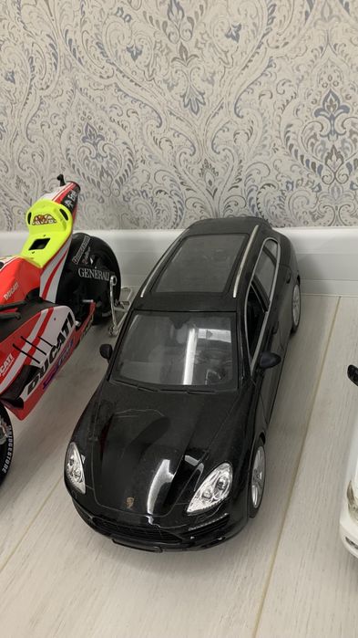 Разные машинки и байк