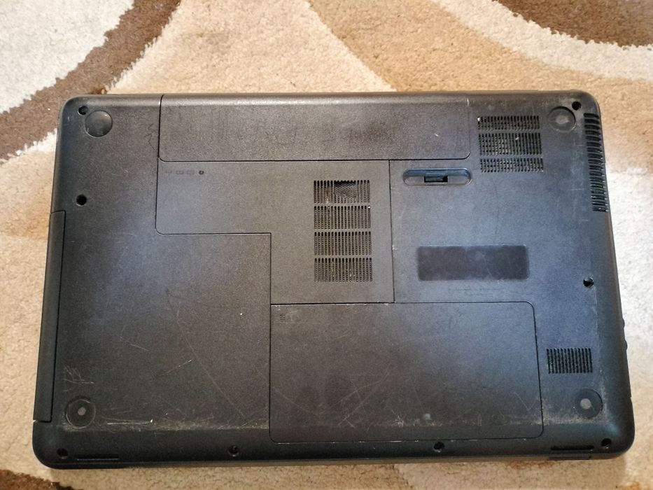 Laptop HP Presario CQ58