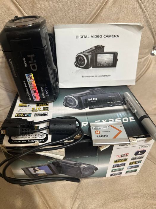 Видео камера сотилади