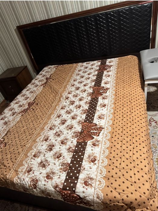 Спальный гарнитура срочно