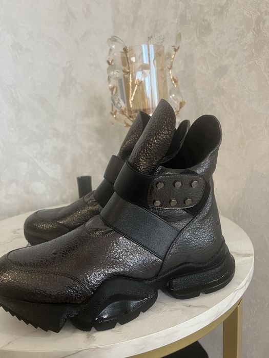 Продам осенние сапожки