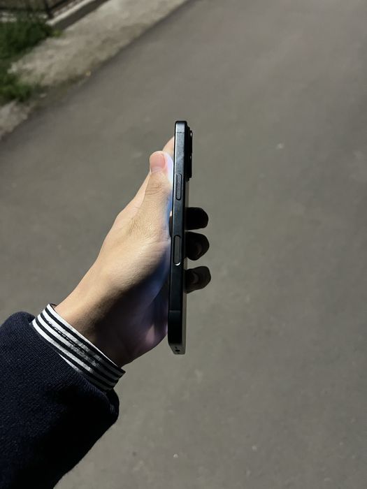 iPhone 16 128GB как новый каробка документ