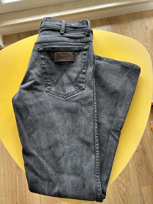 Мъжки сиви дънки Wrangler 32 р-р