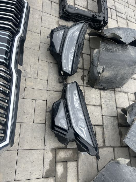 Bara fata bot faruri trager armatura skoda kodiaq facelift