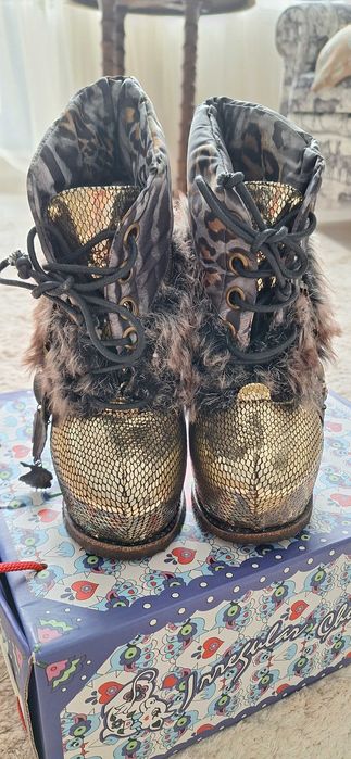 Botine deosebite Irregular Choice masura 35