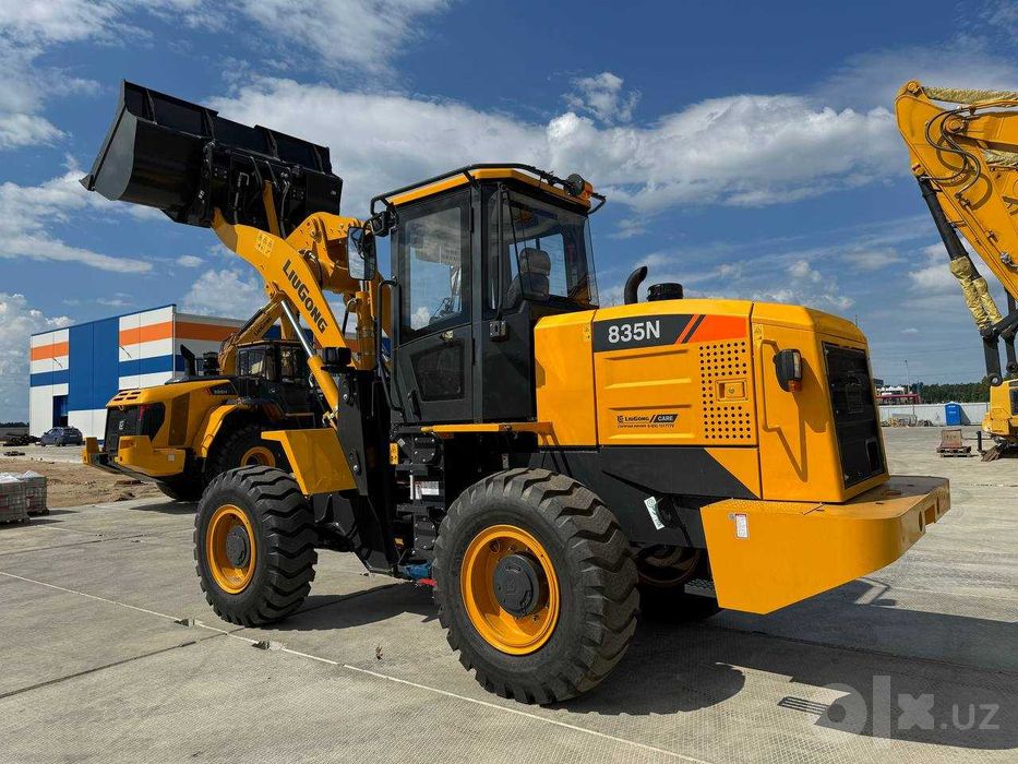 Рассрочка !!! Фронтальный Погрузчик LiuGong 835N (Объём ковша 1.8 м³)