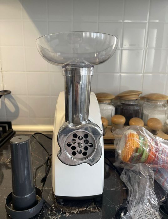 Продам мясорубку