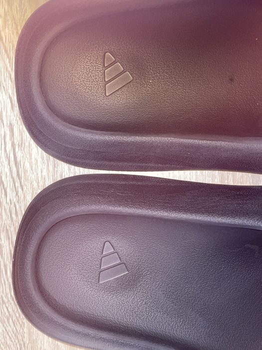Yeezy slides adidas