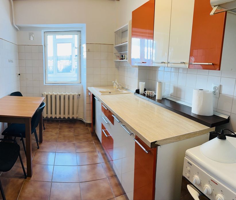 3 Camere Mc Donalds semicentral- Gara - 80mp
