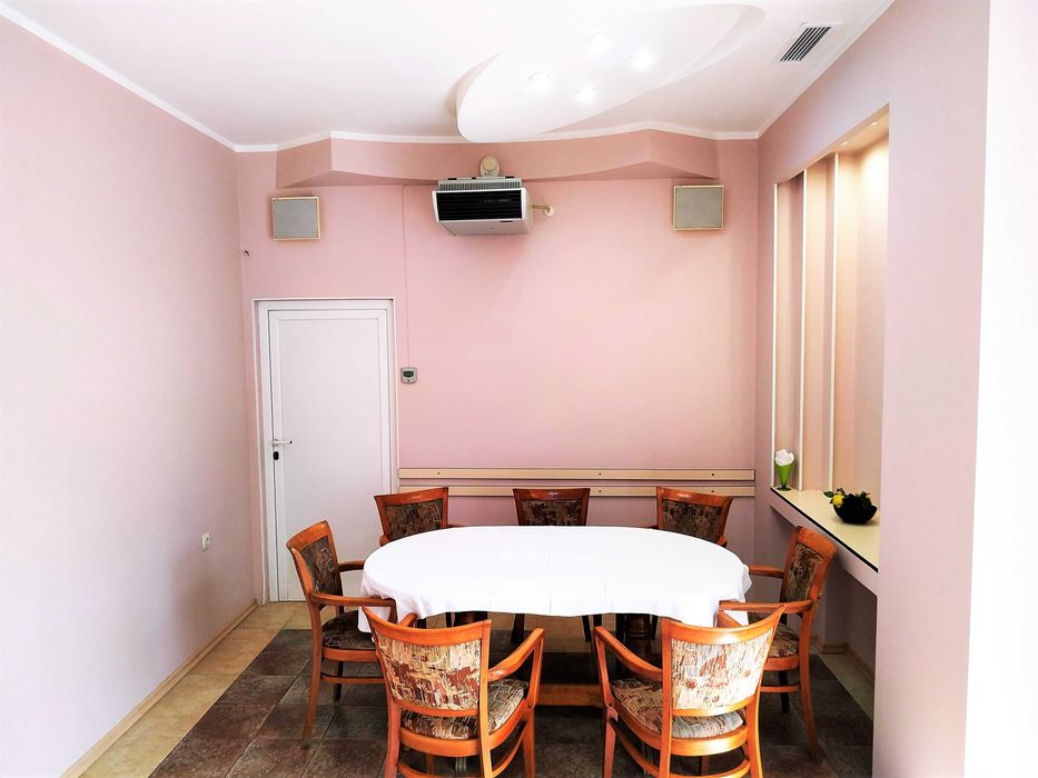 Заведение в Русе 138м2 + 20м2 магазин подарък на морето БЕЗ ПОСРЕДНИК