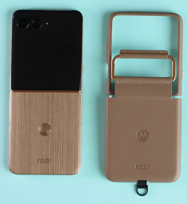Продам Motorola RAZR 60 Ultra